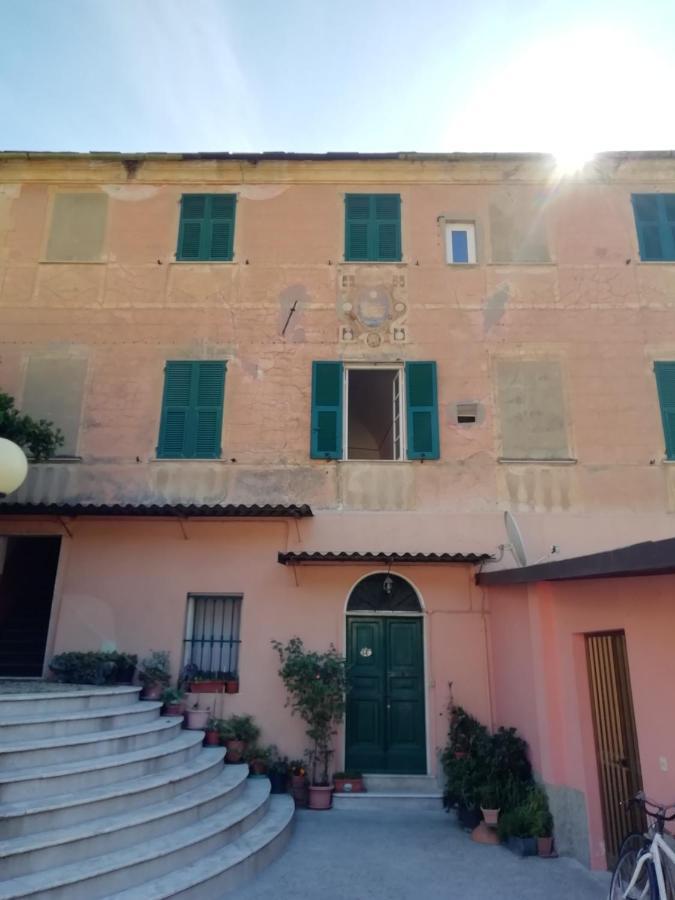 La Dimora Del Sole Apartment Finale Ligure Luaran gambar