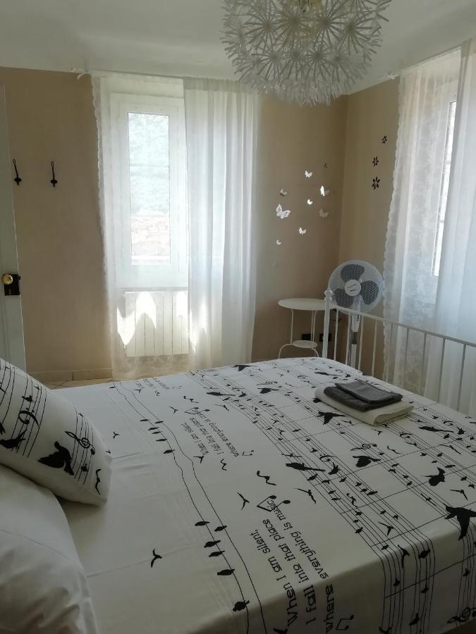 La Dimora Del Sole Apartment Finale Ligure Luaran gambar